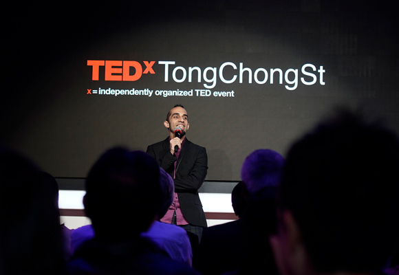 阿V於TEDX Talk擔任講者